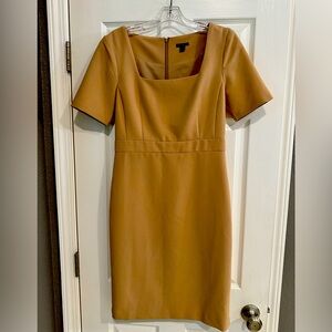 Ann Taylor dress, size 4 in like new condition